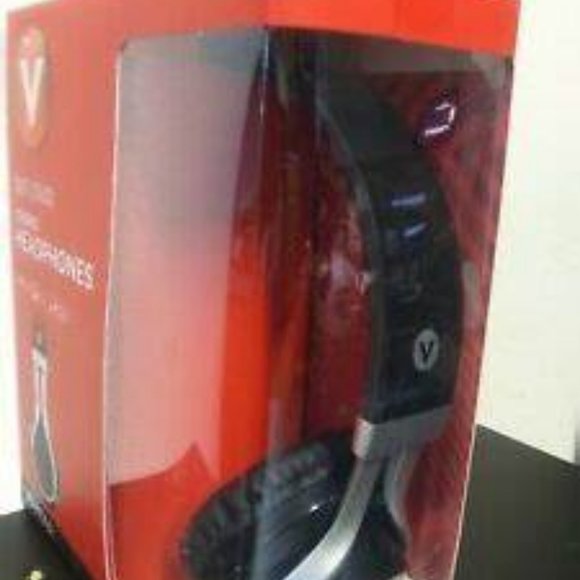 Stereo Headphones - Picture 2 of 3